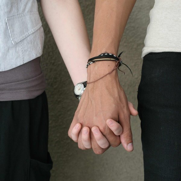 Quelles sont les meilleures matières pour un bracelet de couple pour la Saint-Valentin ?